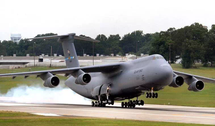 Lockheed c-5 galaxy