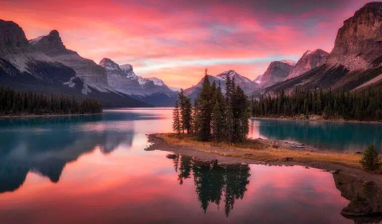 Maligne lake