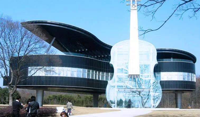 Piano and Violin Building