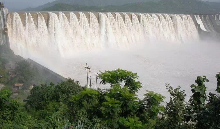 Most Famous Tourist Places Sardar Sarovar Dam Narmada, Gujarat