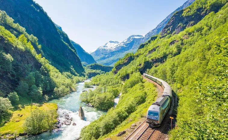 Scenic Rail Routes