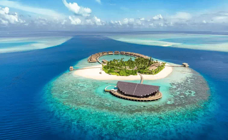Where is the Maldives Located
